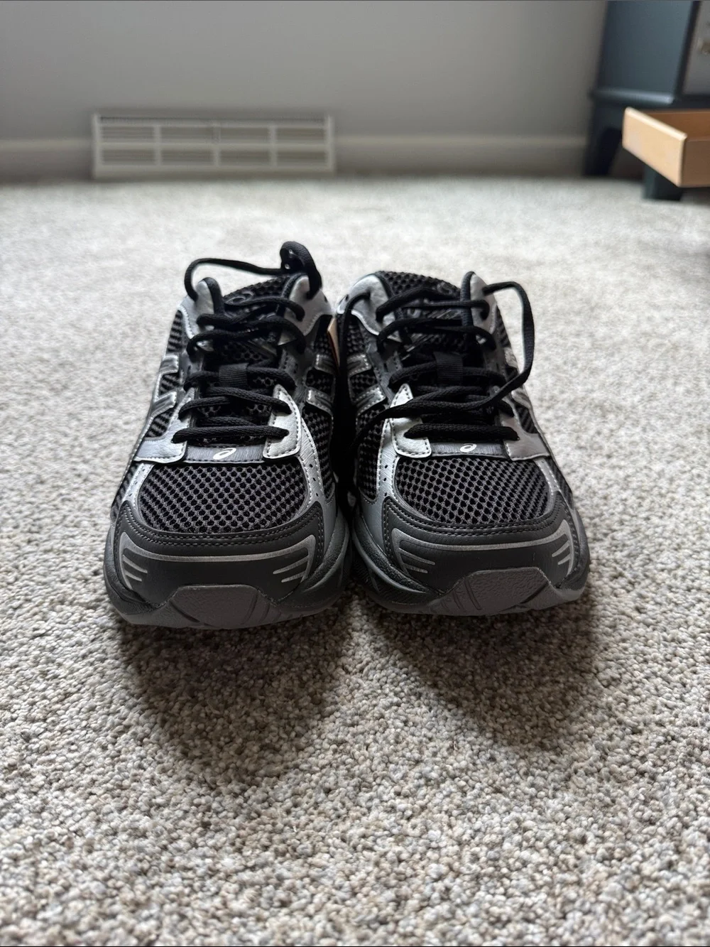 ASICS Black & Silver GEL-1130 Mule Women 10/Men 8.5 NWT - Picture 10 of 12